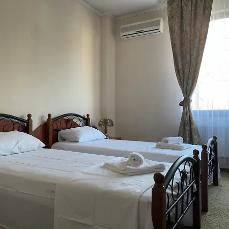 Хотел Сокол Otel