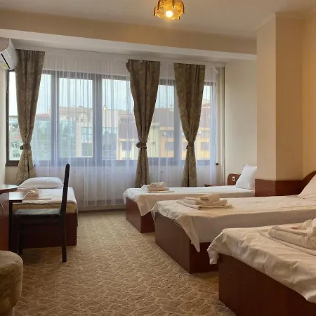 Хотел Сокол Otel 3*